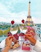 Без бренда «Свидание на фоне Эйфелевой башки» в Нижневартовске в интернет-магазине  Без бренда «Свидание на фоне Эйфелевой башки» в Нижневартовске