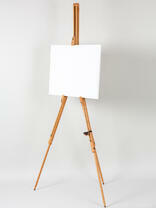 Без бренда «Коробка 12 шт.: Мольберт Две картинки тренога, деревянный» в Нижневартовске