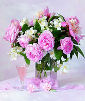 Без бренда «Нежный букетик с розами и настойка» в Нижневартовске